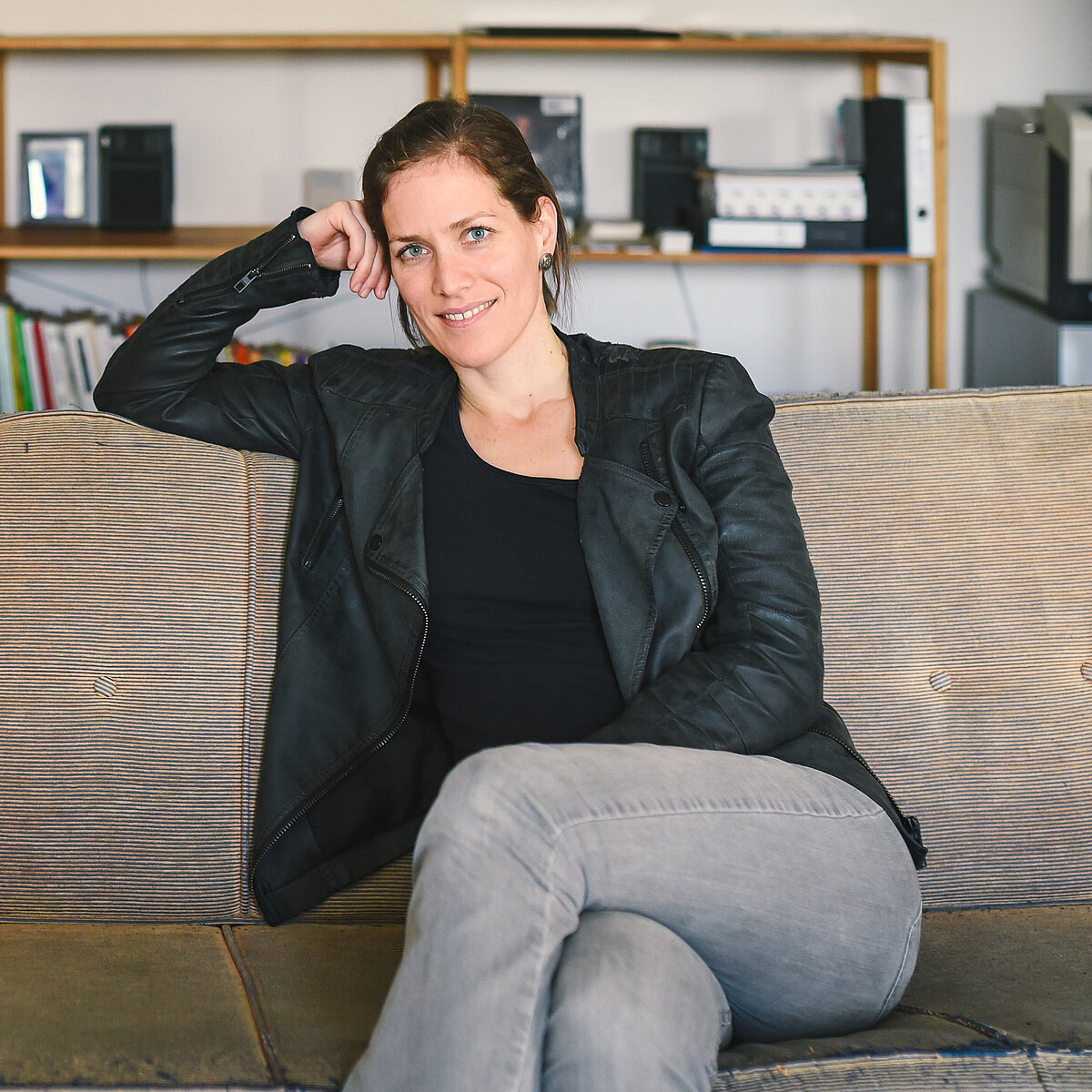 Portrait of Nora Sevbihiv Sinemillioglu - mediator, systemic coach, trainer
